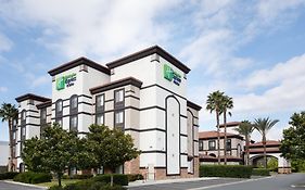 Holiday Inn Express And Suites Ontario Airport